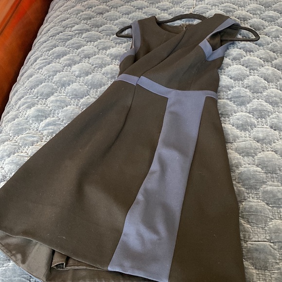 EUC DVF Ponte Dress - Picture 9 of 12